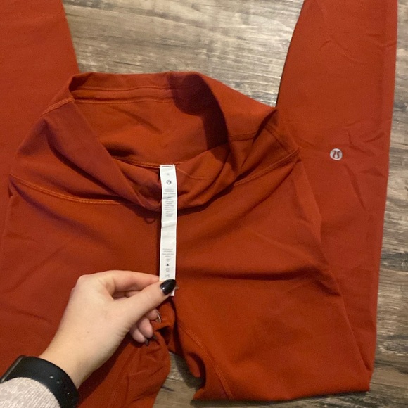 Lululemon wunder train leggings sz 4 - Picture 5 of 6